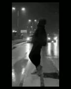 دلمو جوری شکستی که از عشق حالم بهم میخوره