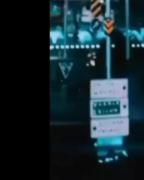 دیگع قلبمو بع هیچکی نمیدم تنها مصه غریبع ها میرم