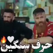 با بوسیدن مادر هیچ کس کرونا نگرفته