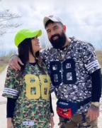 خل و چل بودی.... خل و چل و پنجت شدم:) 