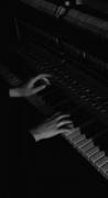 زندگی همانند پیانو هست به سیاه و سفید لازمه 