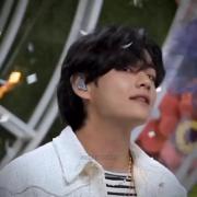 اخه چقدر دیگه لامصب🐻🍫....... 