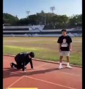 وقتی تو کلاس خوابت میبره 🤣😂🤣😂