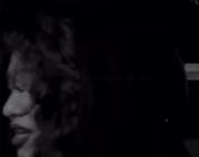 صدای خش خش برگ و پاییز و بارون 💔🥲