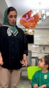 شوخی بامزه دختر با مادر: مامان، هر روز مرغ؟! (طنز خانوادگی)