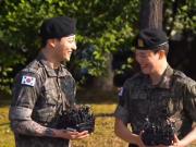 اینجا وقتی از سربازی مرخص شدن‌: