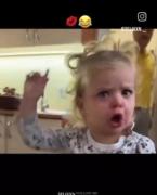 شیرین‌کاری‌های خنده دار و بامزه این کودک کوچولو