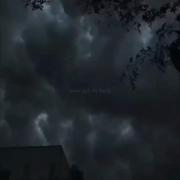 حوصلم دیگه به این دنیا نمیکشه فک کنم این دنیاهم نمیخوادم