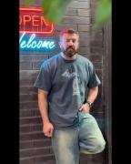 بغل از پشت موقع ظرف شویی دیگه چیه...