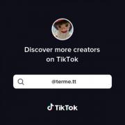 اون دختر میخواد جردن بپوشه ولی بهش میگن روبیکایی🤡