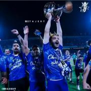 من و عادت دادی به عشقت دلم عاشقته ابی💙⭐⭐