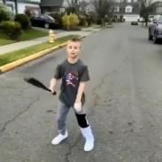 بنظرتون ضربه مغزی شد یا هنوز سالمه؟ 😂