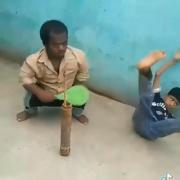 بدبخت پسره فکر کرد چیزی هست😂😂