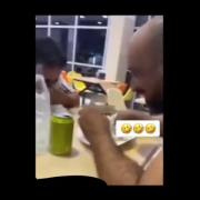 لحظه غافلگیری خنده‌دار با یک شوخی ناگهانی