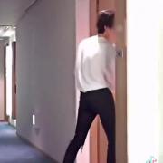 شیطنت بامزه کیم تهیونگ (وی) از بی‌تی‌اس