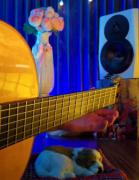 اینجوریم ک رندوم مغزم میخونه باهاش حتی اگه دلم نخواد:)