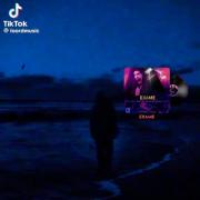 شاید همش بینمون بود دعوا ولی برام چشای تو فرق داشت..:)