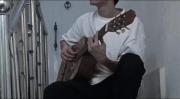 اجرای دلنشین گیتار و آواز فارسی