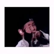 وقتی تهیونگ همه ی اعضا رو بغل میکنه بجز جیمین اما....