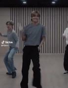 -ویدیو گویای بزرگ شدن پسرمه🎀!