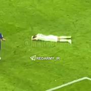 من به قربون مرامو معرفتت ......♥️