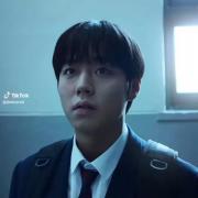 زیر پست قبلیم بنویسید از چیا فعالیت کنم پلیزززز🥲