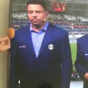 چه قدر دقیق و همزمان 😂....... 