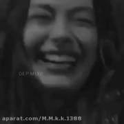 من در این خنده ی پر غصه مهارت دارم...!