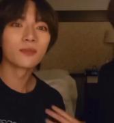 واکنش‌های خنده‌دار آیدل کی‌پاپ با زیرنویس فارسی