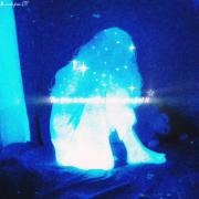 رنگ آبی زمانی قشنگه که حسش کنی>>