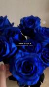 دسته گل رز آبی: نمادی از زیبایی و عشق