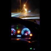 کلیپ غمگین رانندگی در شب؛ وقتی میگم خوبم دروغ میگم