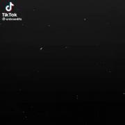 جوری که من هنوز عاشق آبشار جاذبه هستم🦋🍃