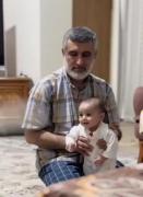 عشق و محبت پدربزرگ و نوه در یک لحظه شیرین خانوادگی