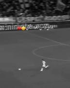 فوتبال غمگین: روایت حسرت و ناکامی در یک شوت