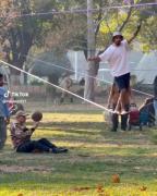 بنده خدا چقد هم ترسید!‌‌‌‌‌‌‌🤣